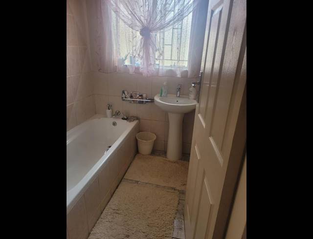 3 BEDROOM HOUSE FOR SALE IN CLARINA